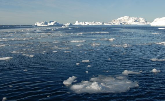 картинка "Вода и лед" образ января 2018